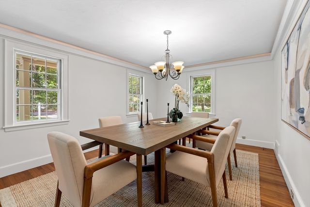 14 Bennett Rd, Wayland, MA 01778