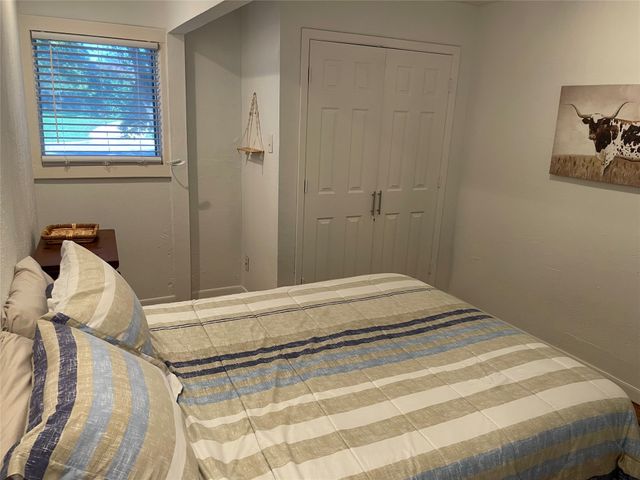 3563 South Drive, Fort Worth, TX 76109