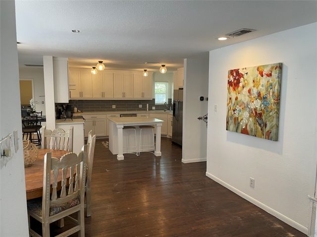 3563 South Drive, Fort Worth, TX 76109