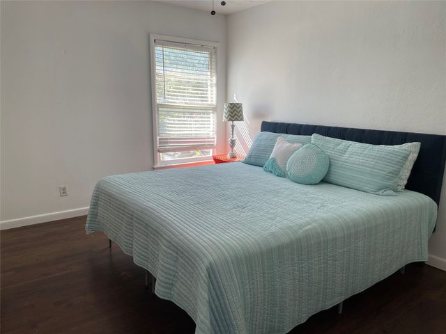 3563 South Drive, Fort Worth, TX 76109