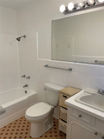 3563 South Drive, Fort Worth, TX 76109