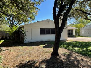 3563 South Drive, Fort Worth, TX 76109