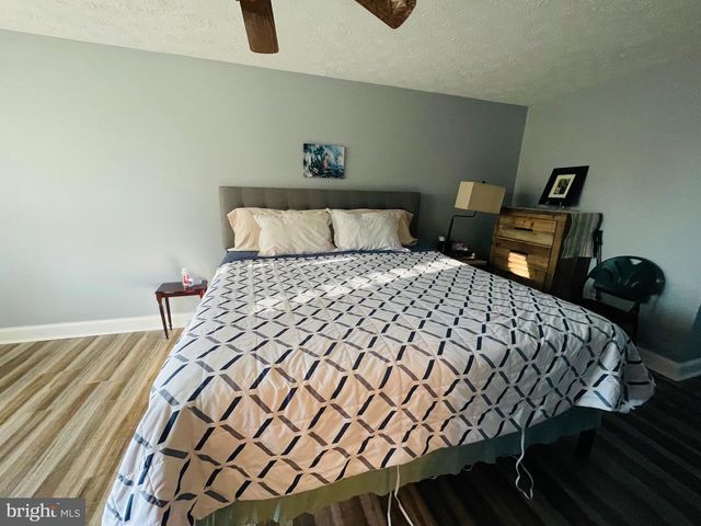 13200 CABINWOOD, Silver Spring, MD 20904