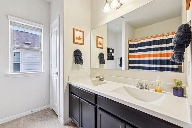 10033 Gertrudis LOOP, Austin, TX 78747