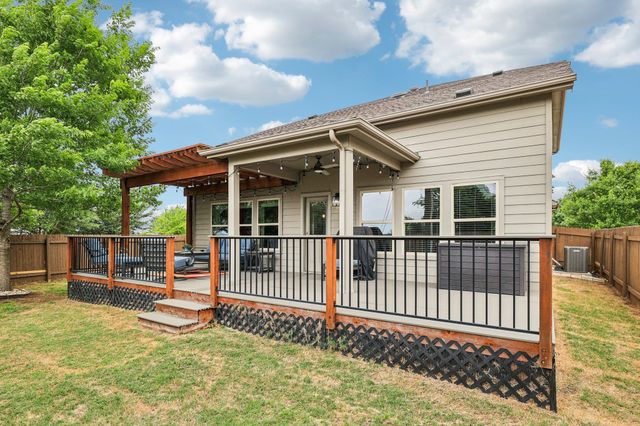 10033 Gertrudis LOOP, Austin, TX 78747