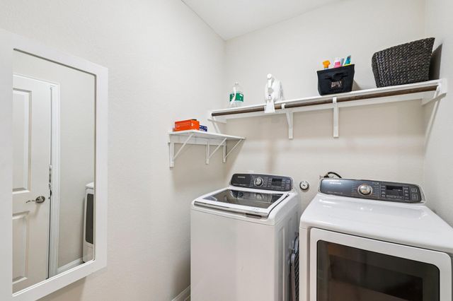 10033 Gertrudis LOOP, Austin, TX 78747