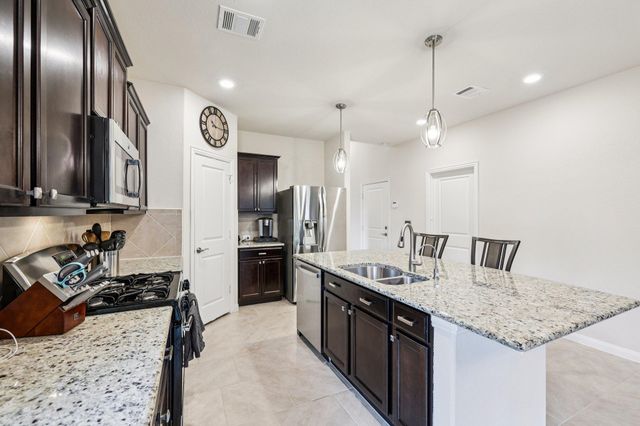 10033 Gertrudis LOOP, Austin, TX 78747