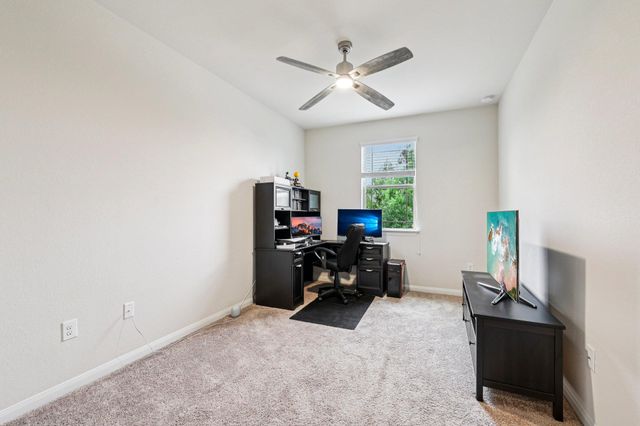 10033 Gertrudis LOOP, Austin, TX 78747