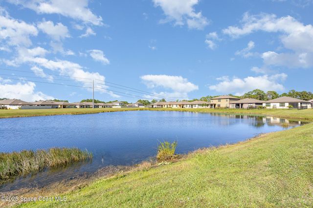 1677 Mineral Loop Drive NW, Palm Bay, FL 32907