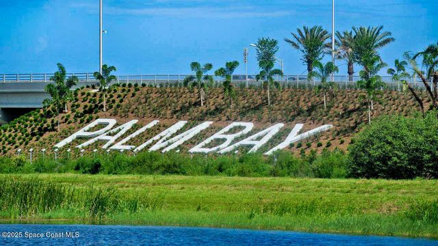 1677 Mineral Loop Drive NW, Palm Bay, FL 32907