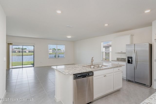 1677 Mineral Loop Drive NW, Palm Bay, FL 32907