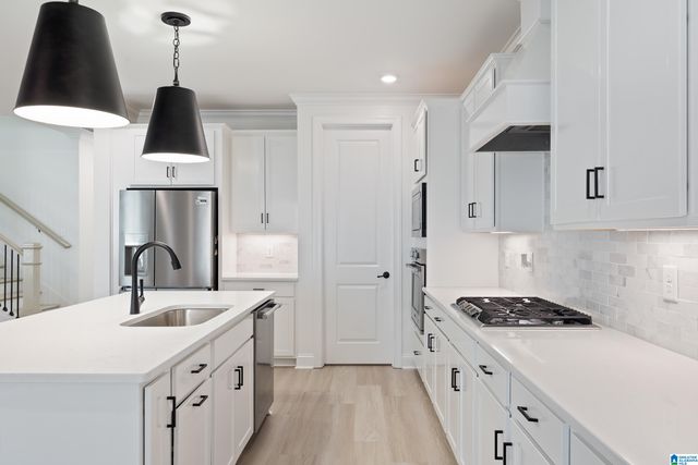 1789 HELEN RIDGE CIRCLE, Vestavia Hills, AL 35242