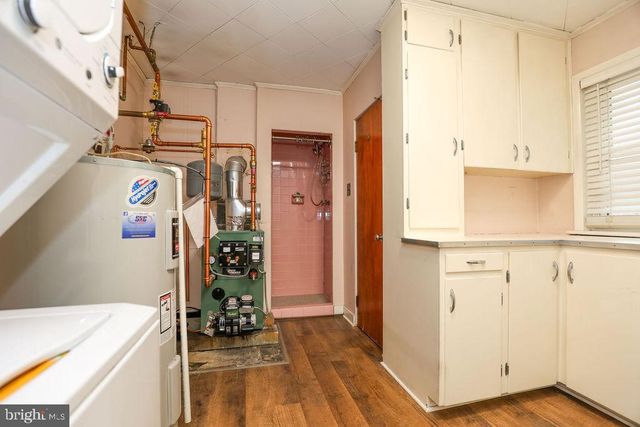 9 OAKMONT RD, Harrisburg, PA 17109