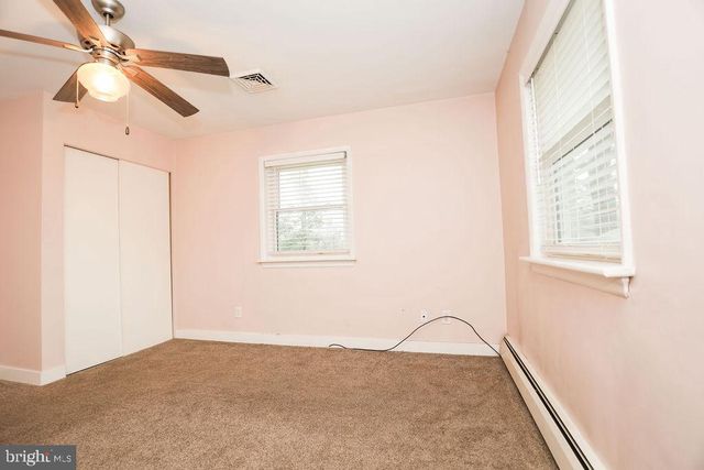 9 OAKMONT RD, Harrisburg, PA 17109