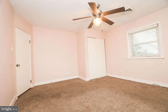 9 OAKMONT RD, Harrisburg, PA 17109