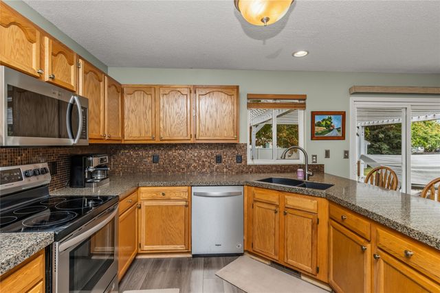 150 SE Crabapple Drive, Waukee, IA 50263