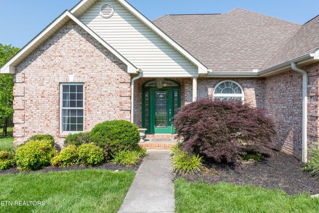 210 Oologila Place, Loudon, TN 37774