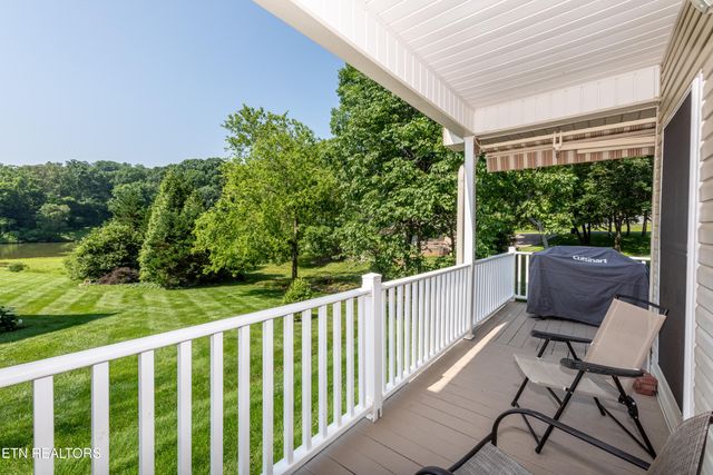 210 Oologila Place, Loudon, TN 37774