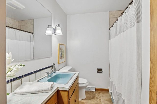 4513 Esch Lane, Madison, WI 53704