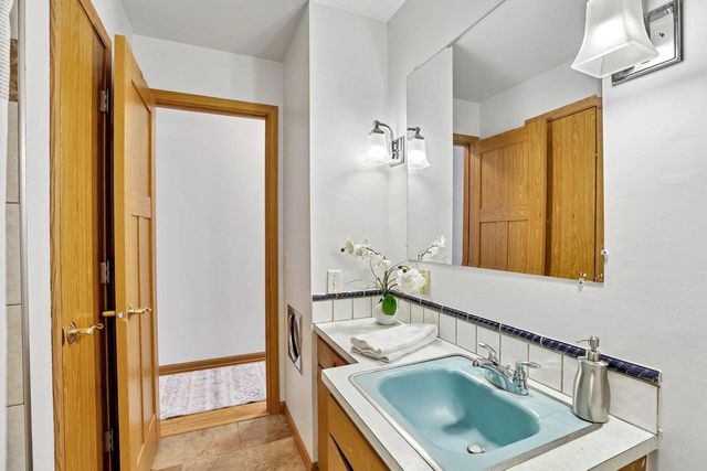 4513 Esch Lane, Madison, WI 53704