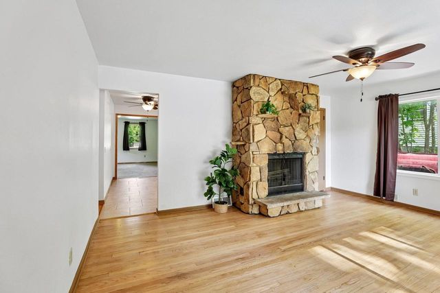 4513 Esch Lane, Madison, WI 53704