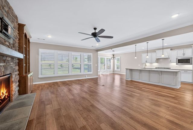 5012 Lincoln Gln, Spring Hill, TN 37174