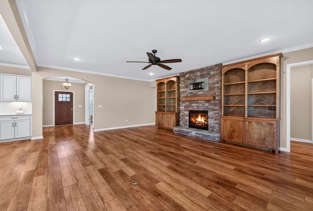5012 Lincoln Gln, Spring Hill, TN 37174