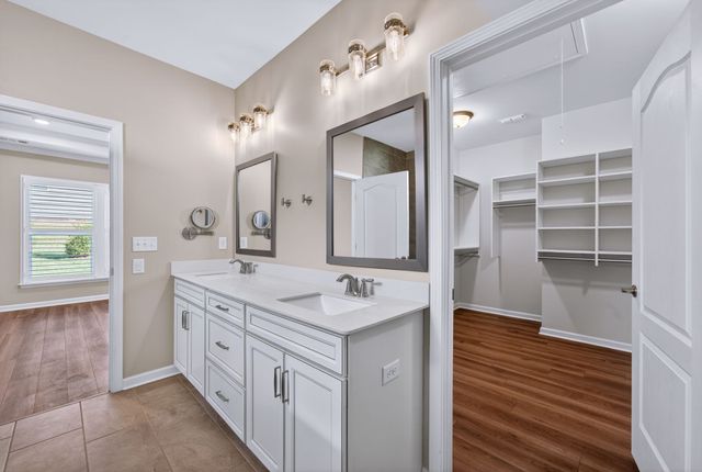 5012 Lincoln Gln, Spring Hill, TN 37174