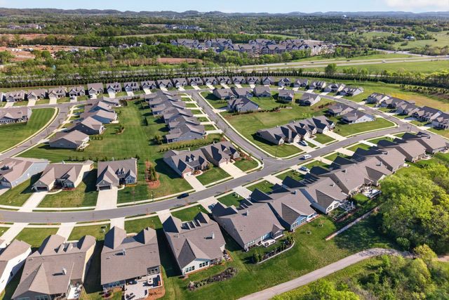 5012 Lincoln Gln, Spring Hill, TN 37174