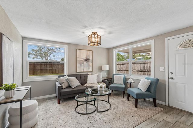 10746 109TH STREET, Seminole, FL 33778