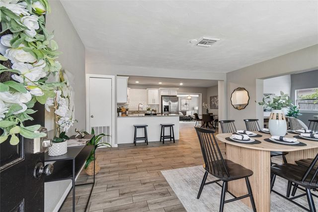 10746 109TH STREET, Seminole, FL 33778