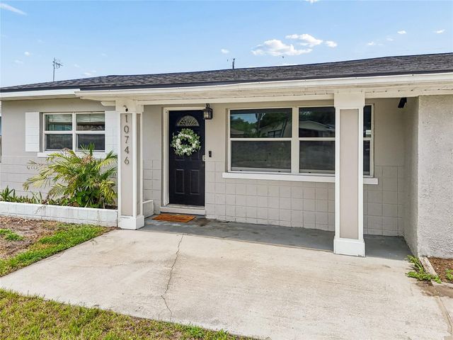10746 109TH STREET, Seminole, FL 33778