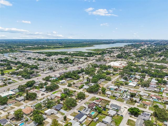 10746 109TH STREET, Seminole, FL 33778