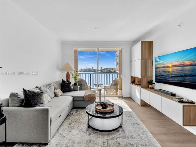 17150 N Bay Rd 2205, Sunny Isles Beach, FL 33160