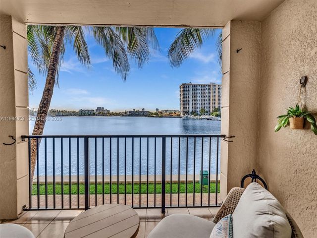 17150 N Bay Rd 2205, Sunny Isles Beach, FL 33160