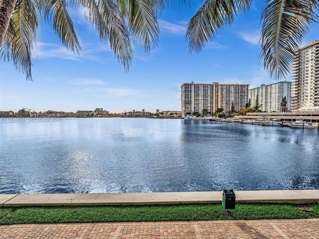 17150 N Bay Rd 2205, Sunny Isles Beach, FL 33160