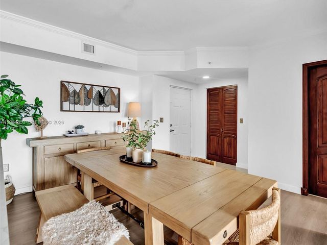 17150 N Bay Rd 2205, Sunny Isles Beach, FL 33160