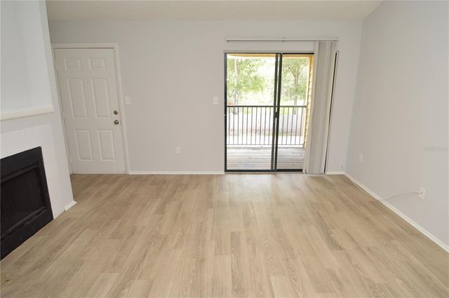 8645 FANCY FINCH DRIVE 202, Tampa, FL 33614
