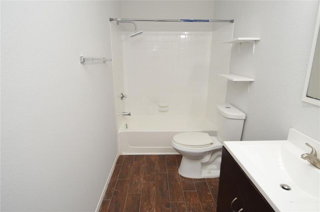 8645 FANCY FINCH DRIVE 202, Tampa, FL 33614