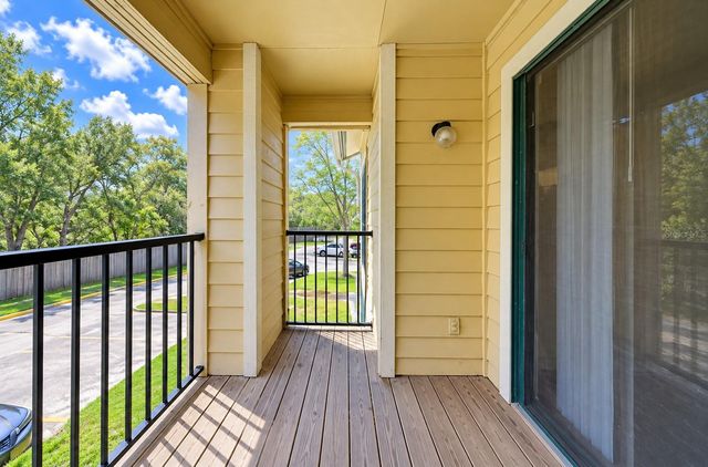8645 FANCY FINCH DRIVE 202, Tampa, FL 33614