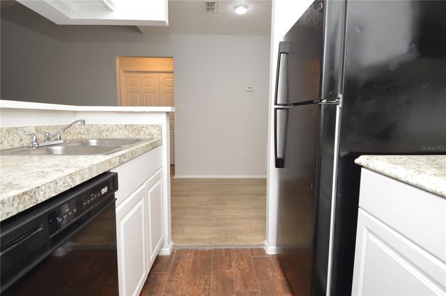 8645 FANCY FINCH DRIVE 202, Tampa, FL 33614