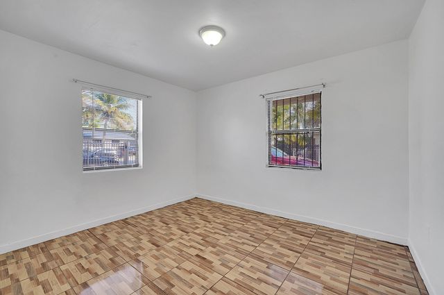 1646 NE 150th Street 1, Miami, FL 33181