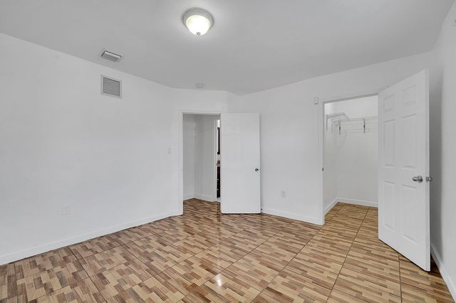 1646 NE 150th Street 1, Miami, FL 33181