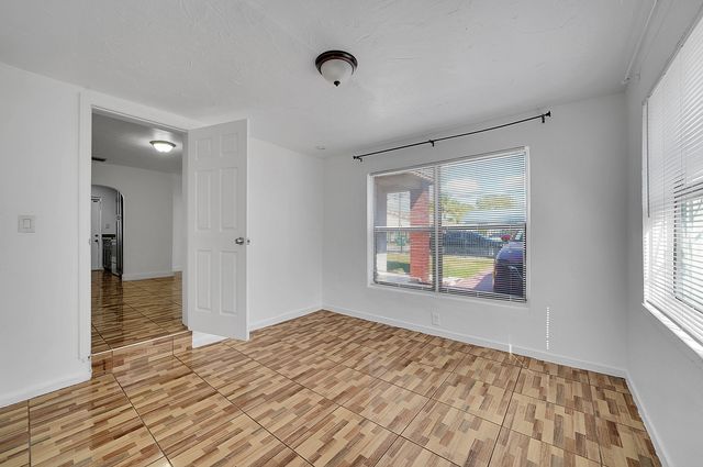 1646 NE 150th Street 1, Miami, FL 33181