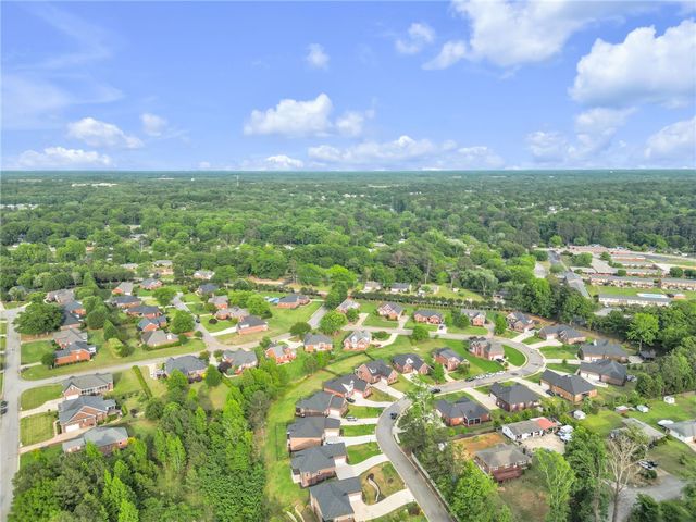 110 Bonaire Point, Anderson, SC 29621