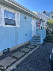 559 Tarpon Avenue, Manasquan, NJ 08736