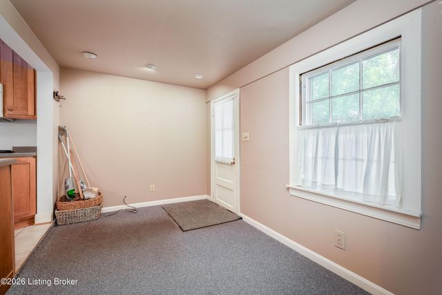4024 Saint Ives Ct, Norbourne Estates, KY 40207
