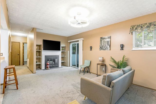 8803 Washington Colony Drive, Dayton, OH 45458