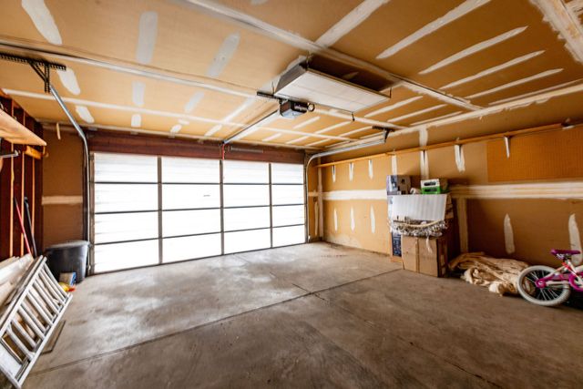 8803 Washington Colony Drive, Dayton, OH 45458