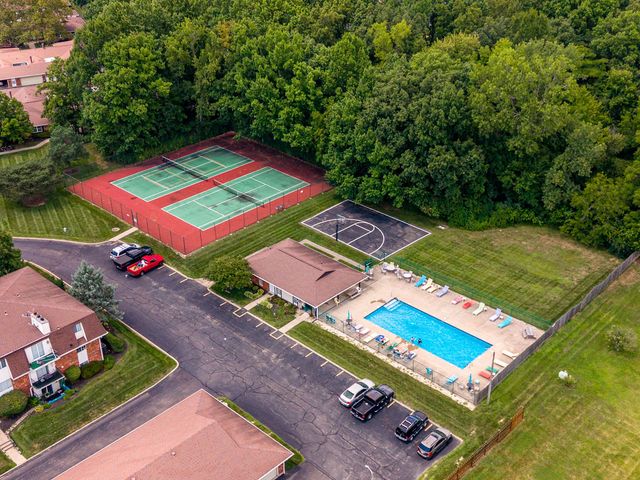 8803 Washington Colony Drive, Dayton, OH 45458